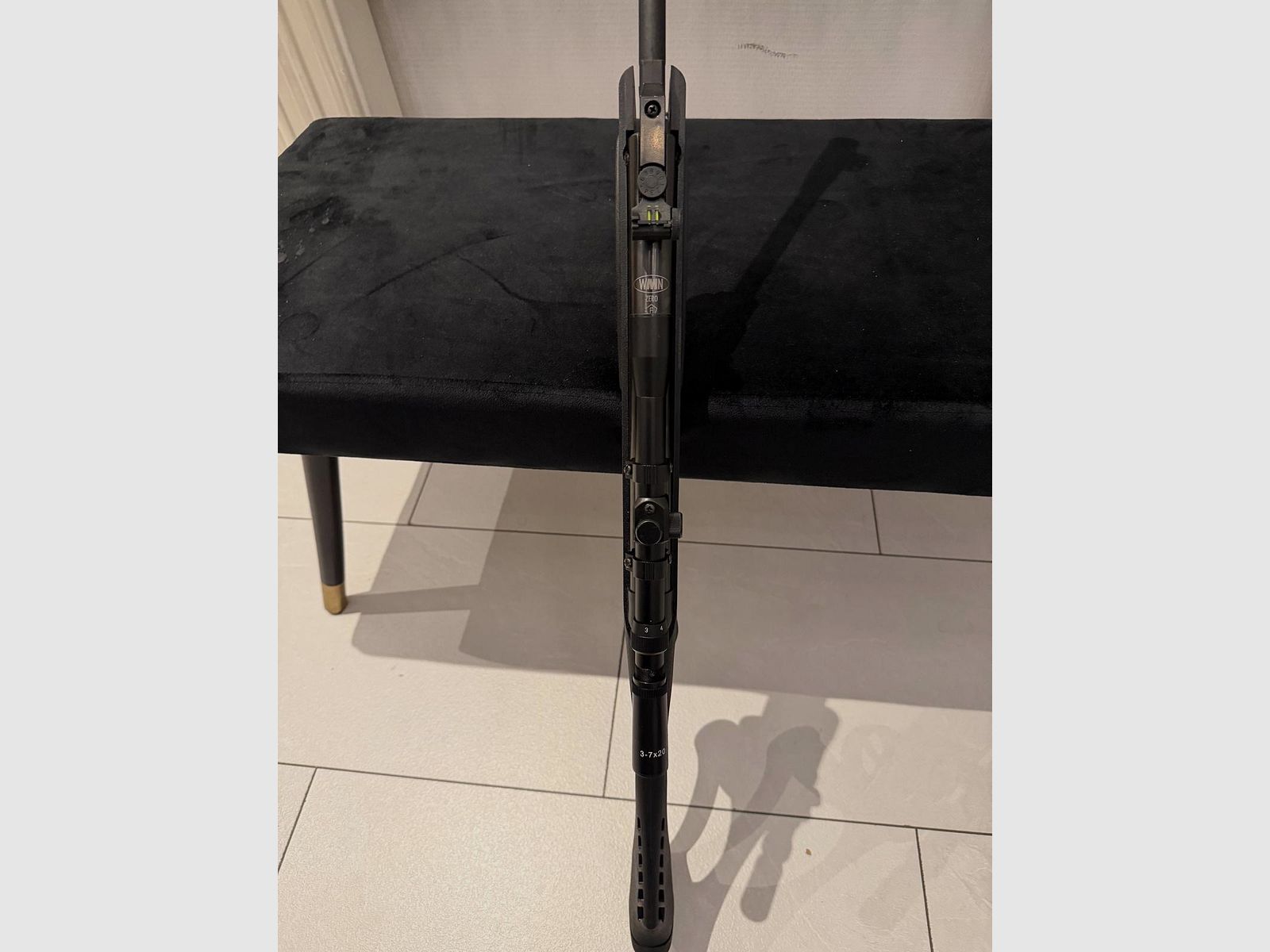 Luftgewehr mit Zielfernrohr – gepflegter Zustand