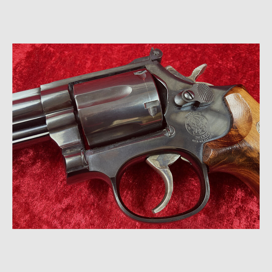 Smith & Wesson	 586-2