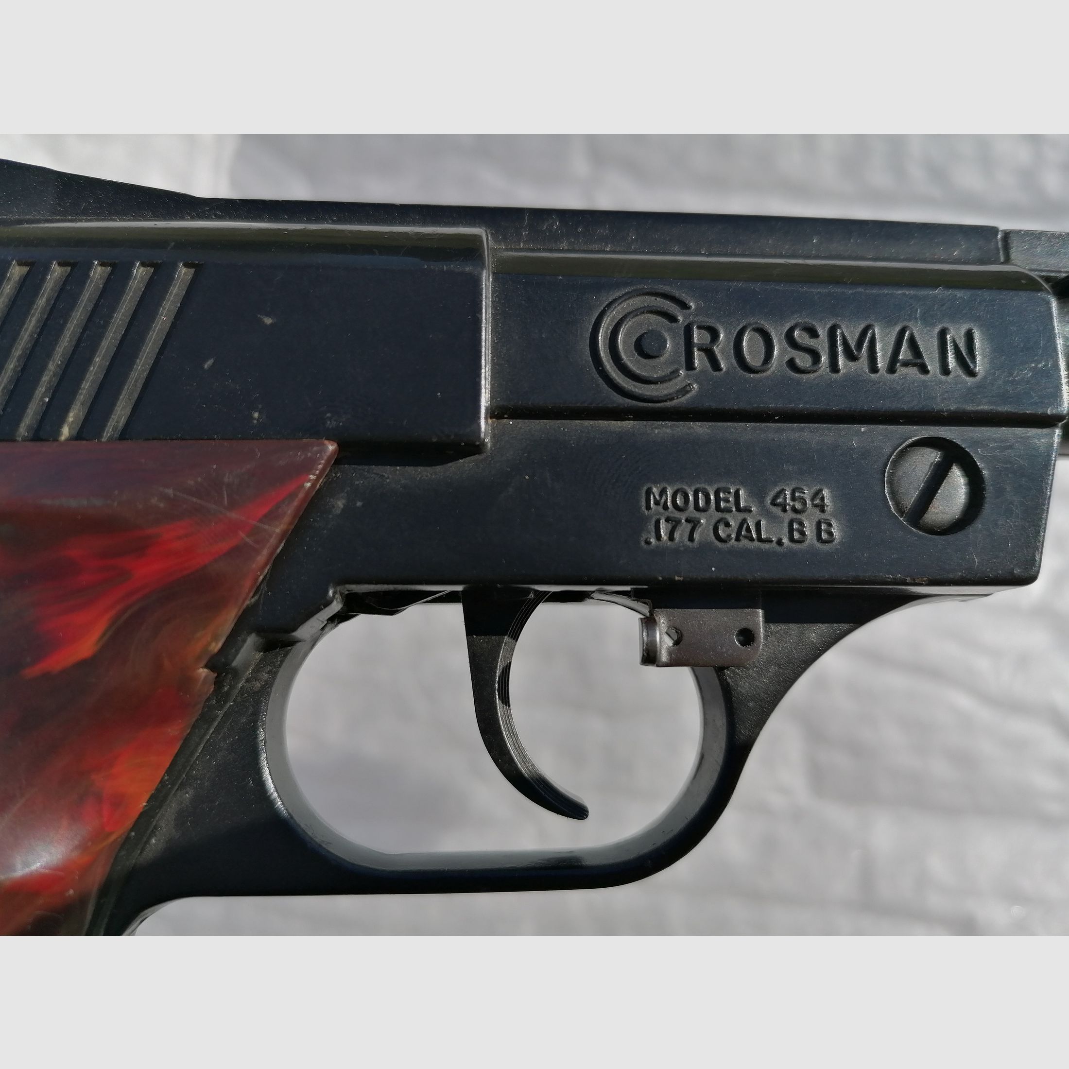 Pistola CO2 Crossman Modelo 454 4,5mm