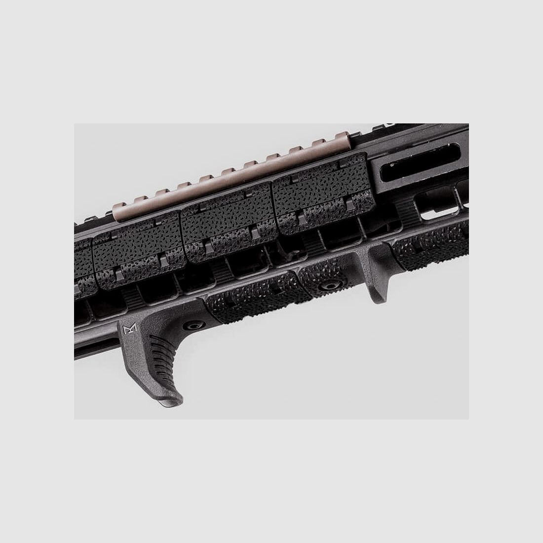 MAGPUL M-LOK Type 2 Railcover Full Slot Flat Dark Earth (FDE)