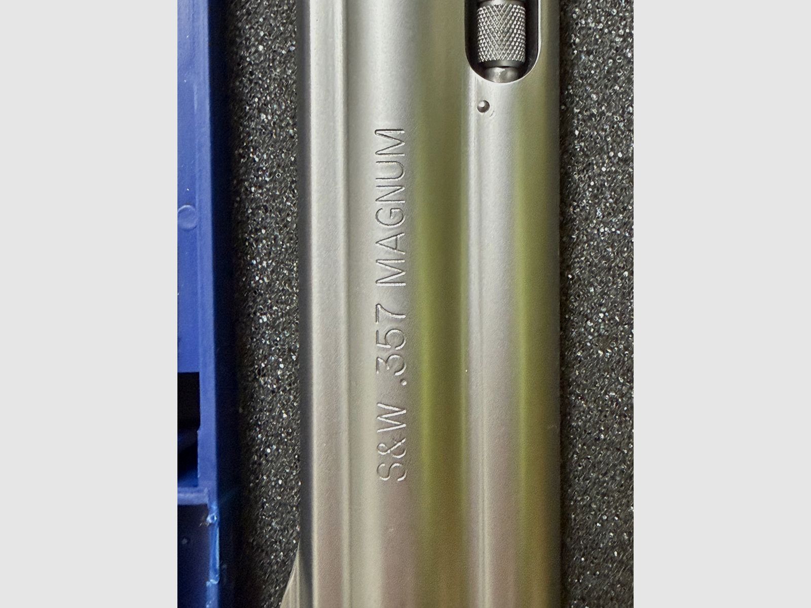 Colt  Smith & Wesson 357 Magnum international 