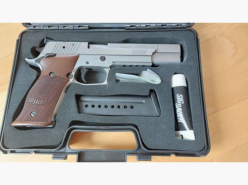Sig Sauer P220 X-SIX 9mm