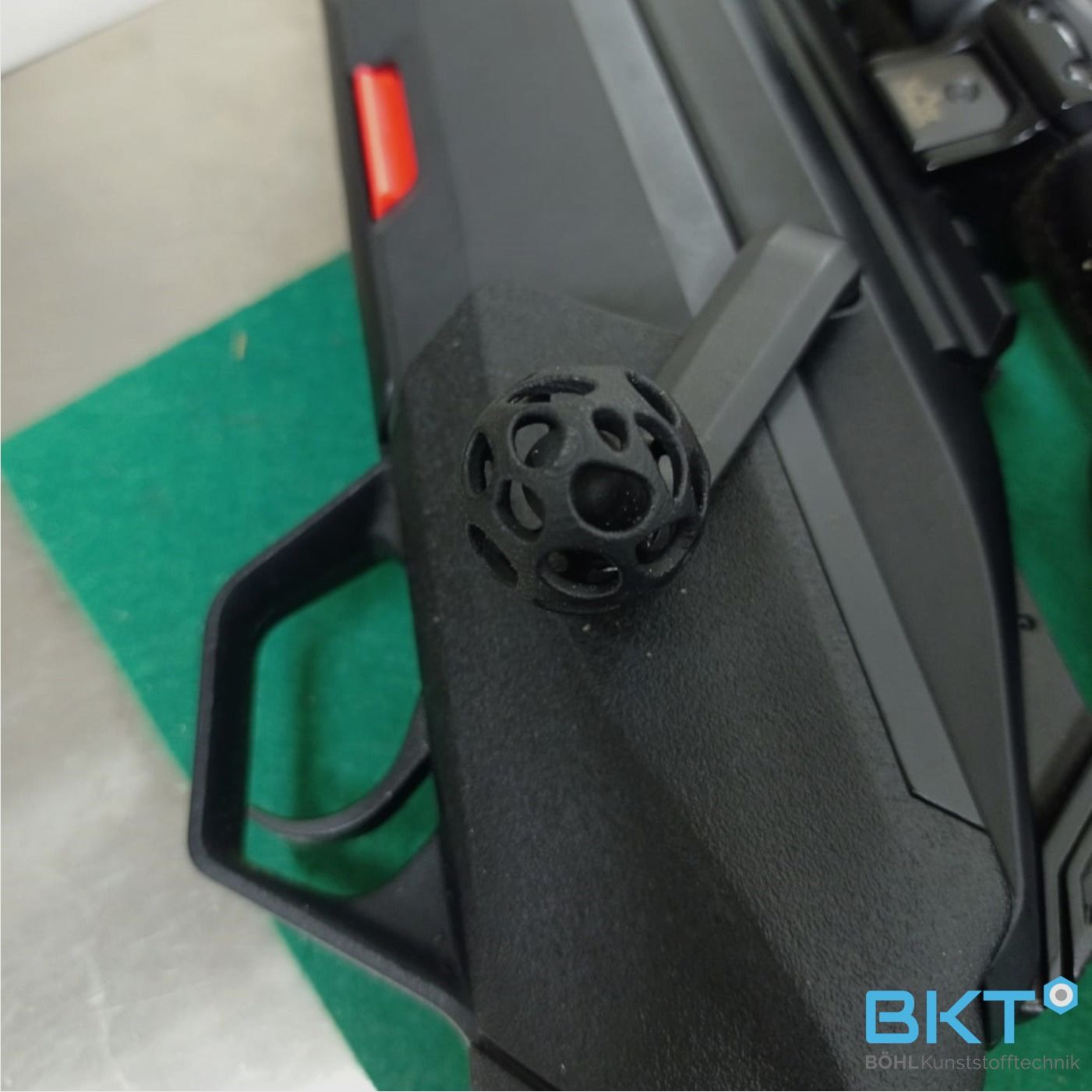 Bionik-Kammergriffkugel schwarz SLS-3D Druck