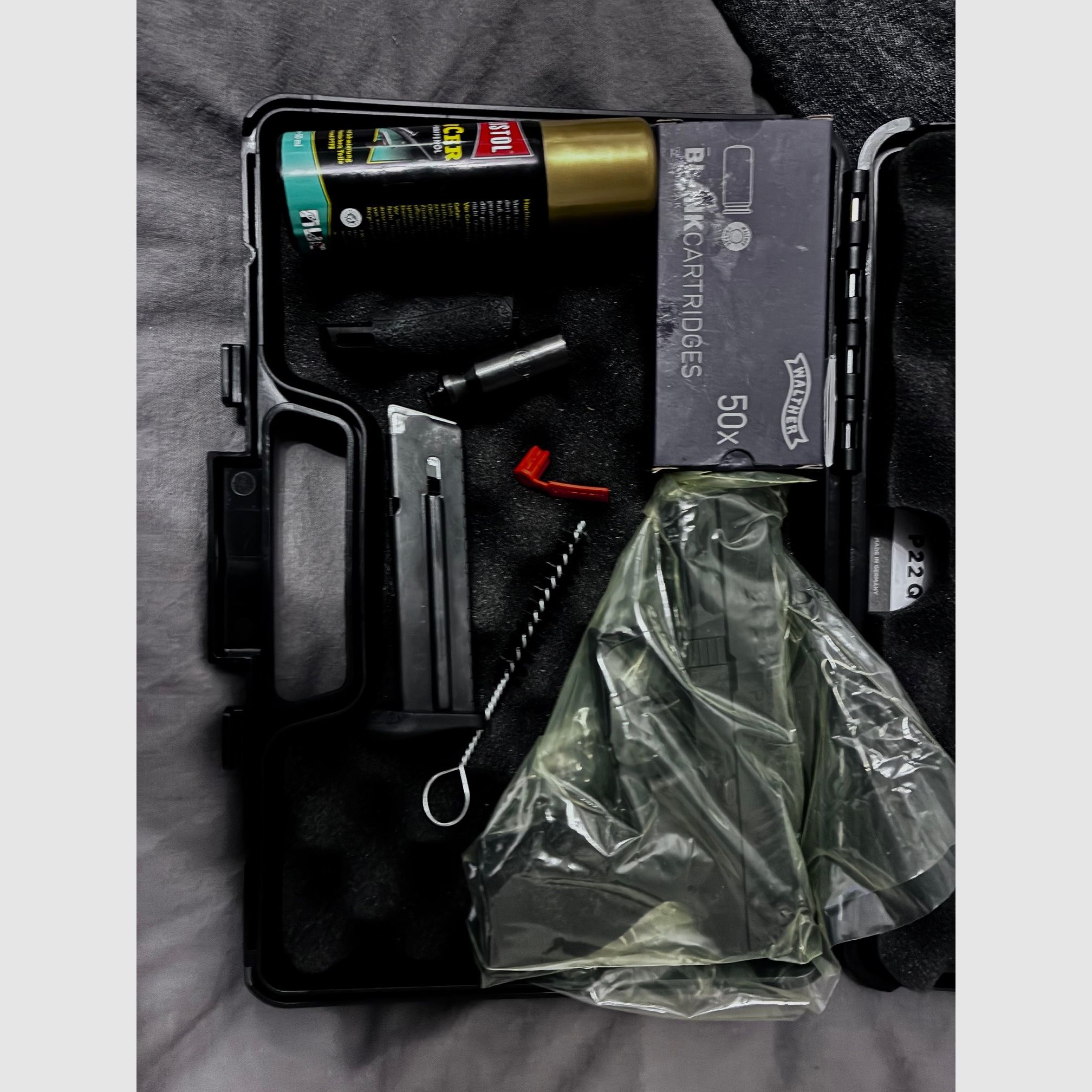 Schreckschuss Walter Umarex P22 Q mit 7 Schuss Magazin 9mm