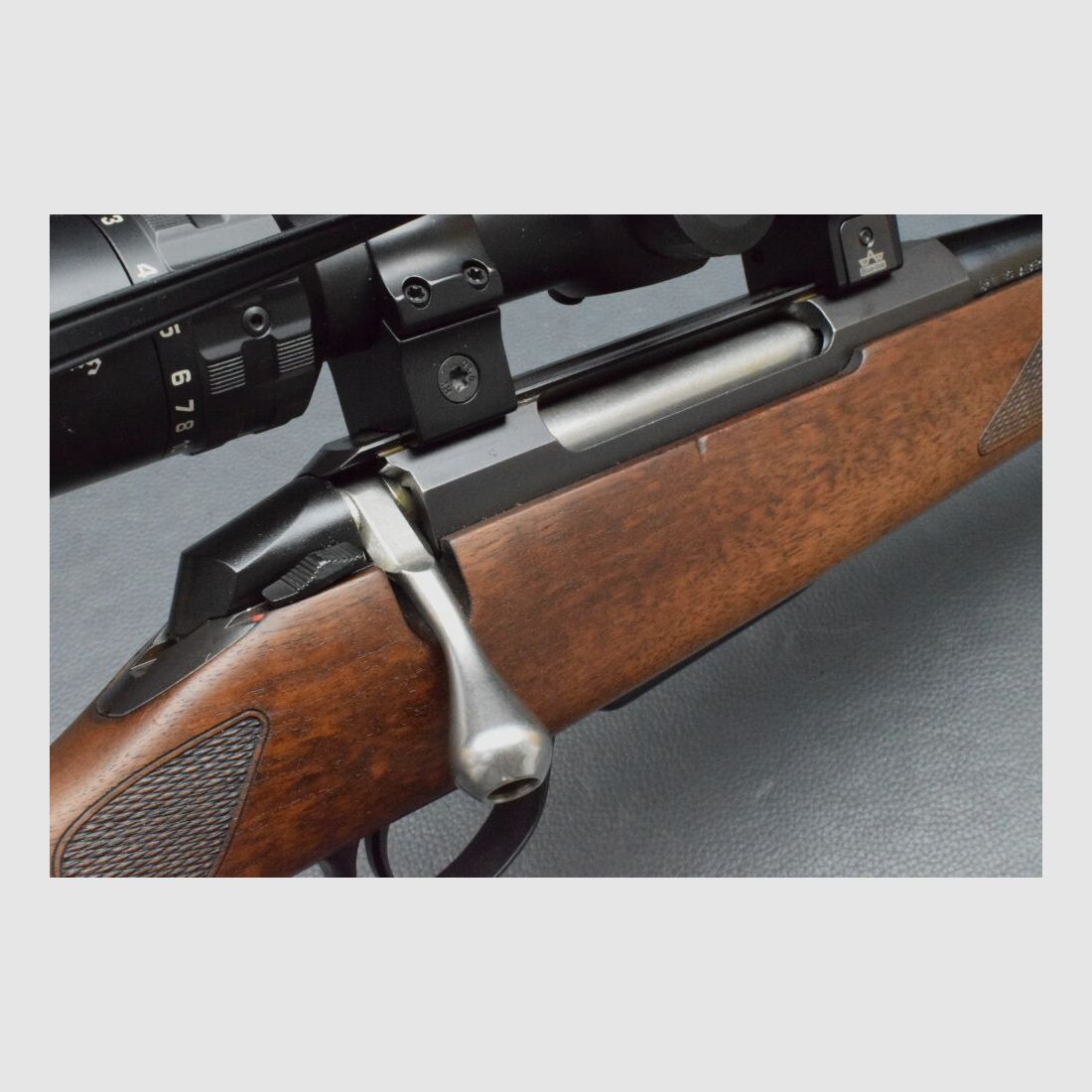 Tikka T3x Komplettset mit Zielfernrohr und Schalldämpfer ideal für Jungjäger