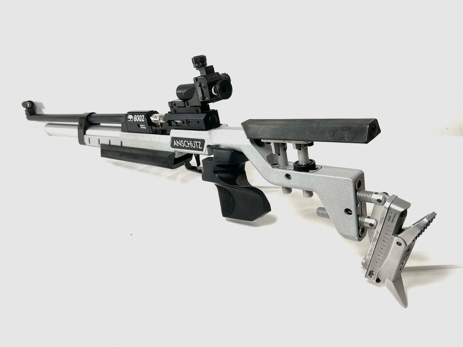 Match-Luftgewehr Anschütz 8002 (Junior- und Senior-Ausführung), Bild 4 von 4
