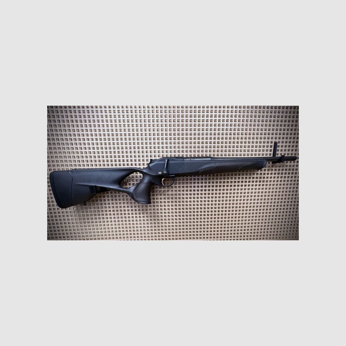 BLASER R8 ULTIMATE CUERO / .308Win / LL 42cm / M15X1 / Gatillo dorado / Mango de cámara de competición