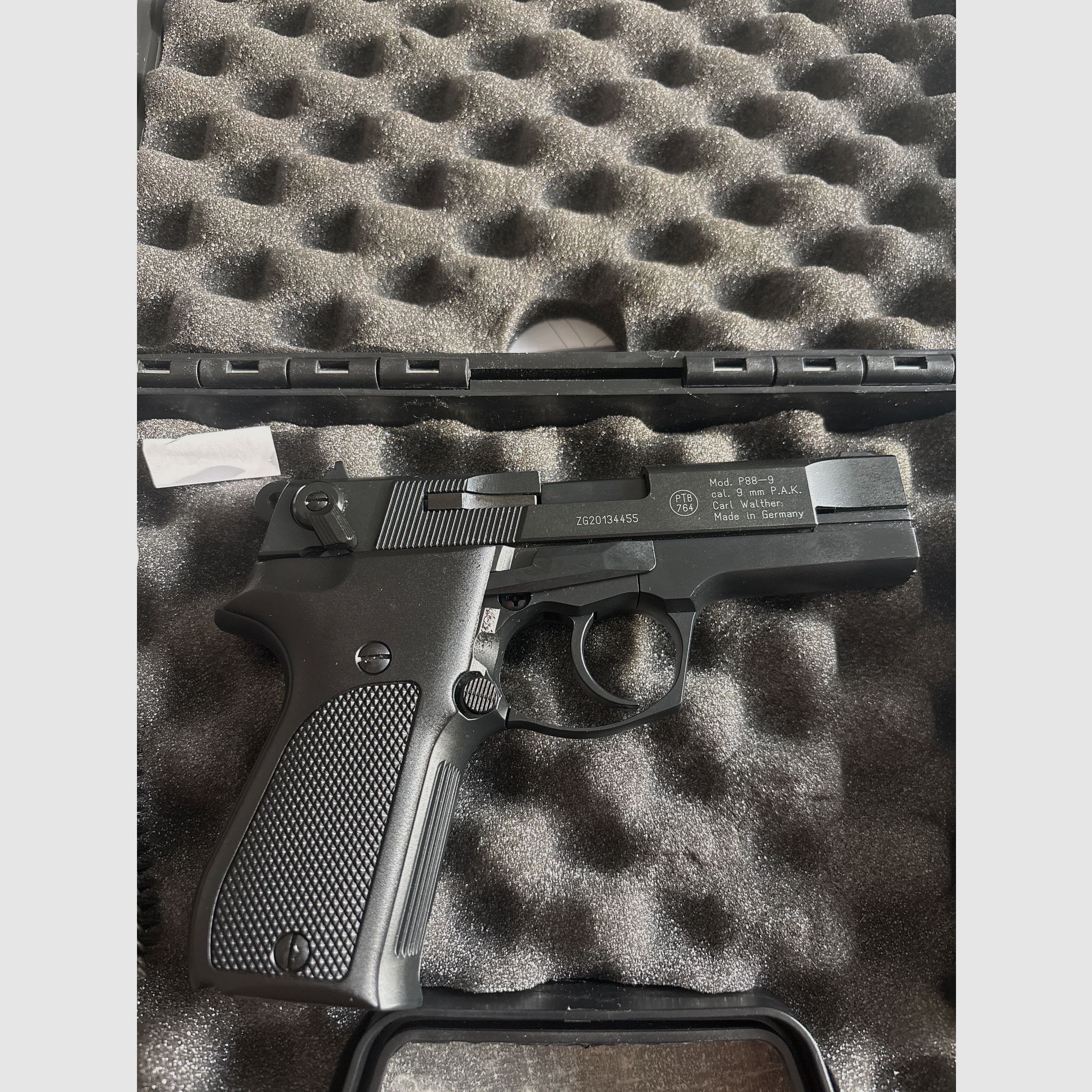 Walther P88 9mm P.A.K black