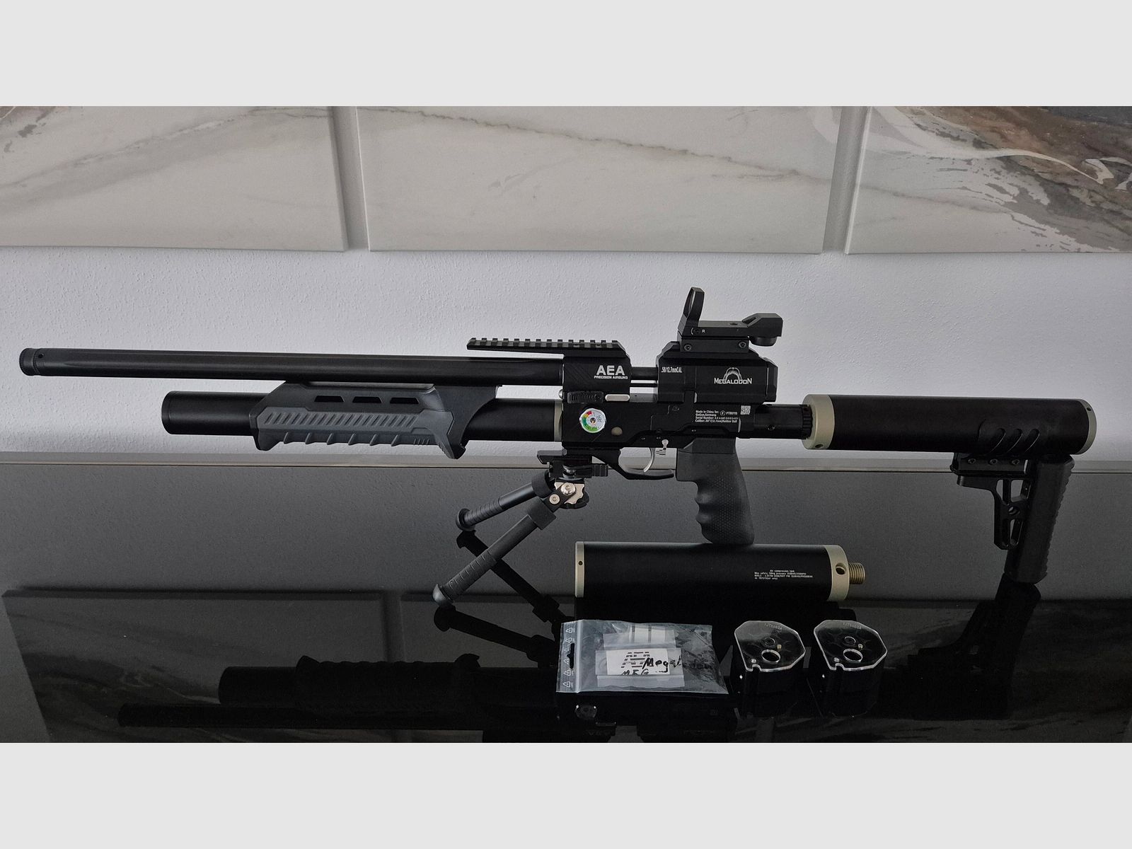 AEA Megalodon + tanque adicional + Reddot