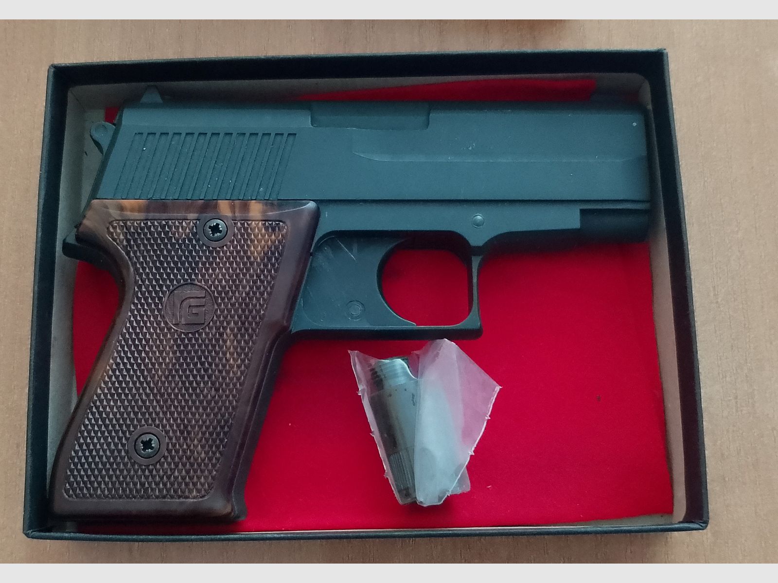 Seltene Röhm RG 600 im Kal. 22 lang oder 6 mm Flobert Knall mit OVP