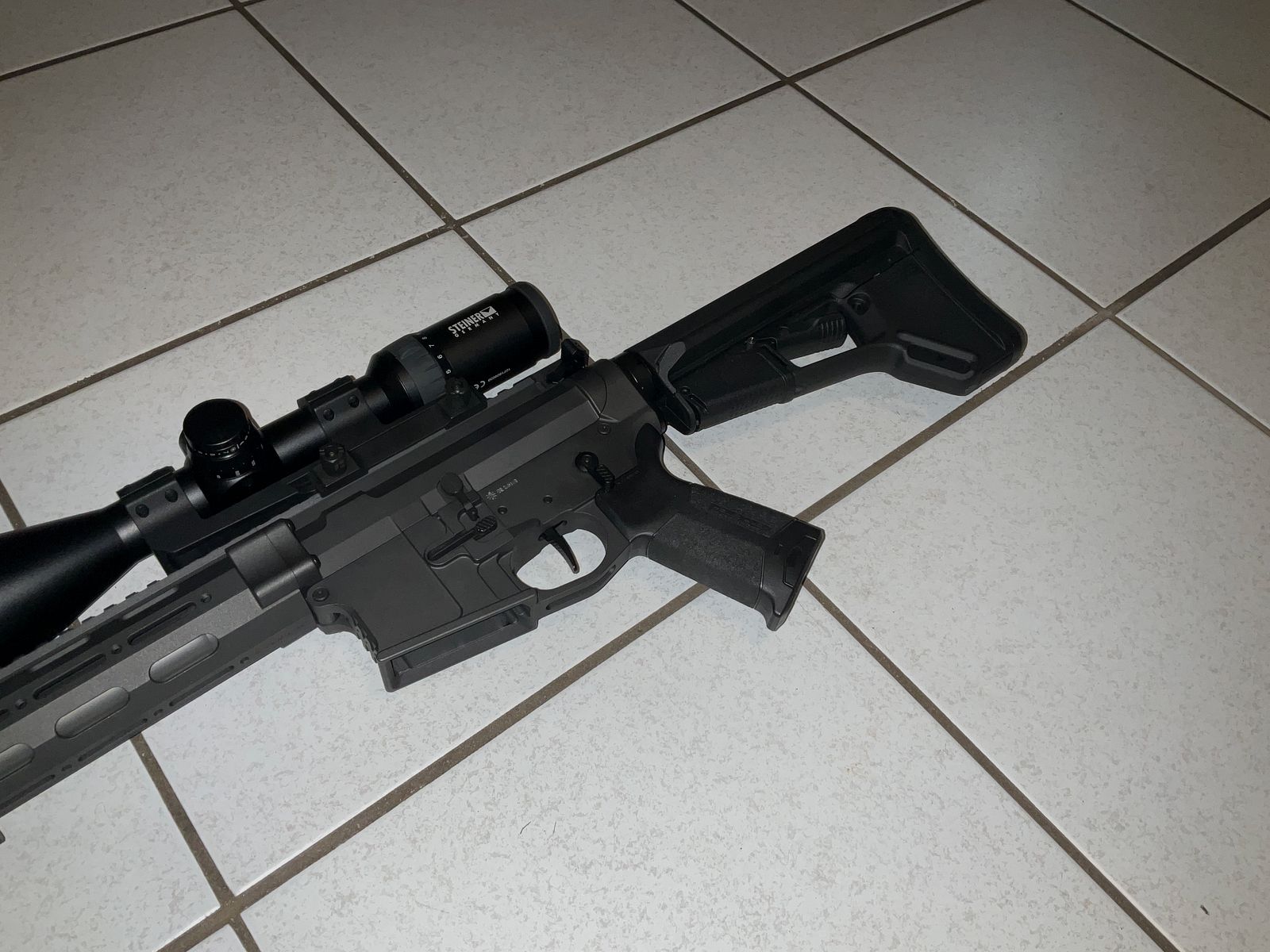 DAR AR15 Halbautomat Exclusiv in .223 und .22 Wechselsystem