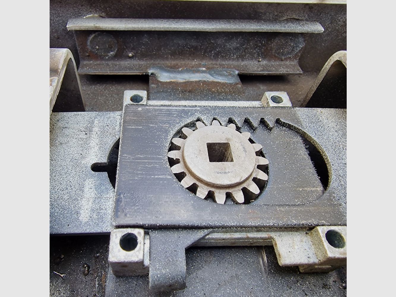 Waffenschrank HUNTER SEEADLER Kl. 1, (1500x790x530), max 26 LW, 2 Böden