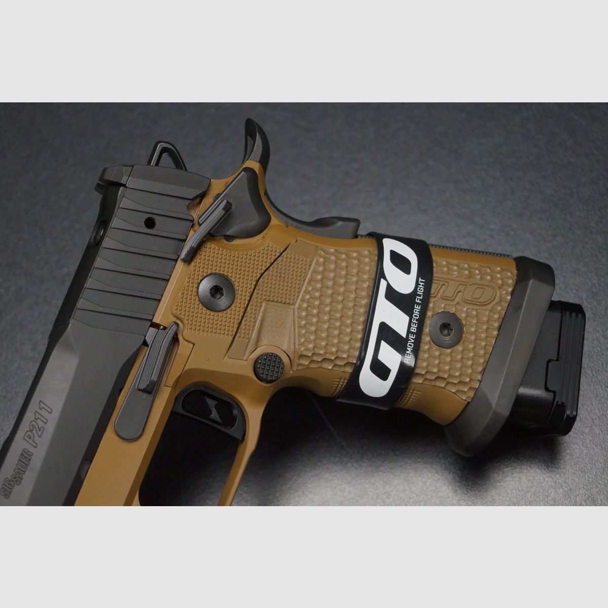 Sig Sauer P211 GTO Combat Coyote, Bild 5 von 7