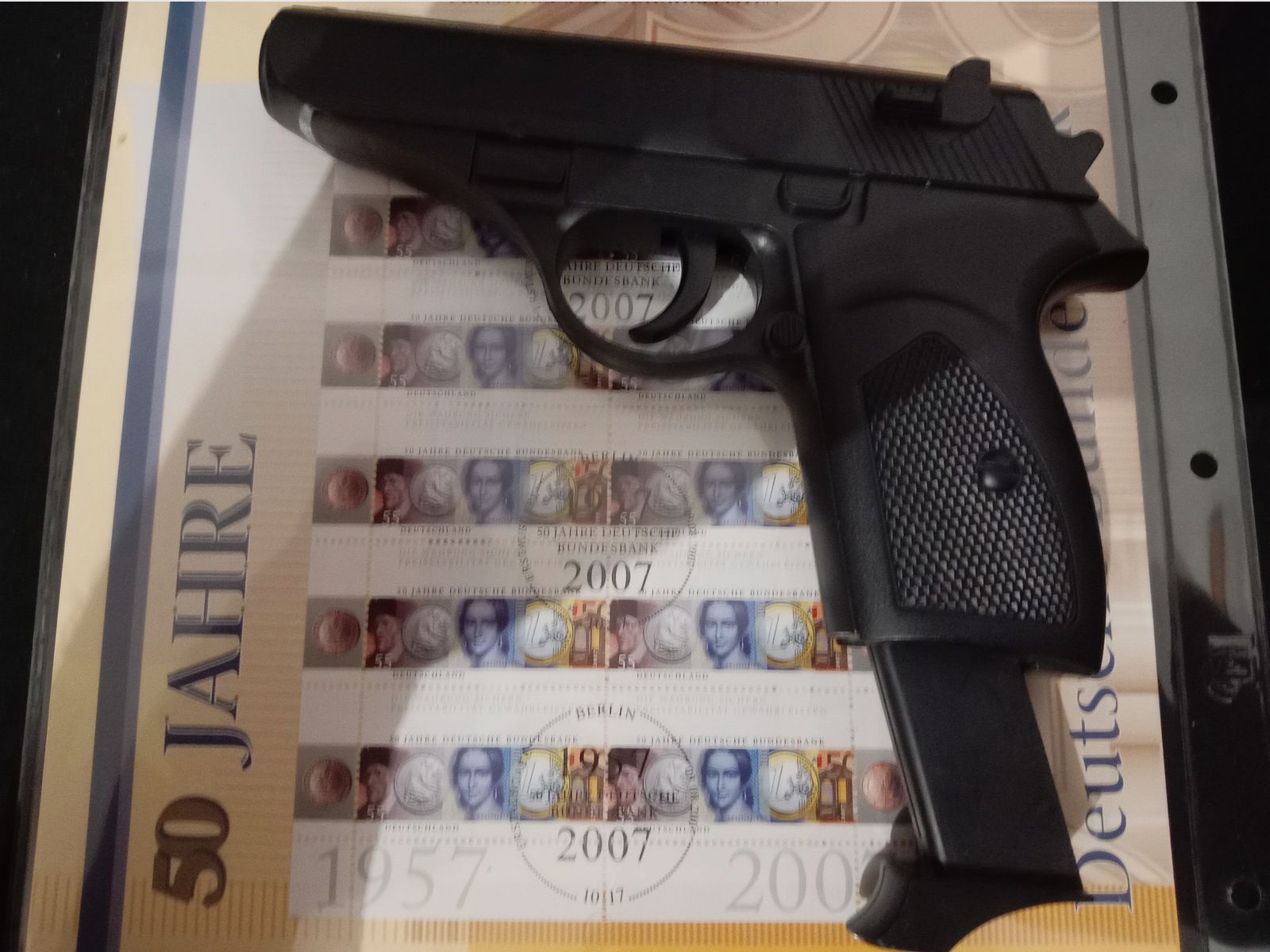 Rayline Airsoft Pistole , Bild 1 von 2