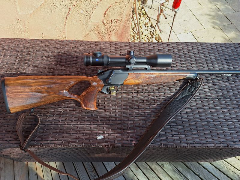 Blaser R8 Success HK4, 30.06, Zeiss V8 1,8-14x50 neu