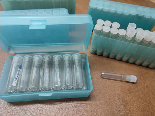 Schwarzpulver Röhrchen Set 95 Stück inkl. Boxen  Vorderlader 