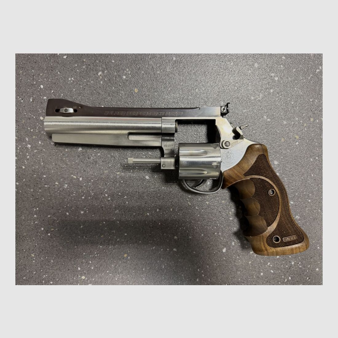 Smith & Wesson S&W 686-4 HCG Holden Custom Guns