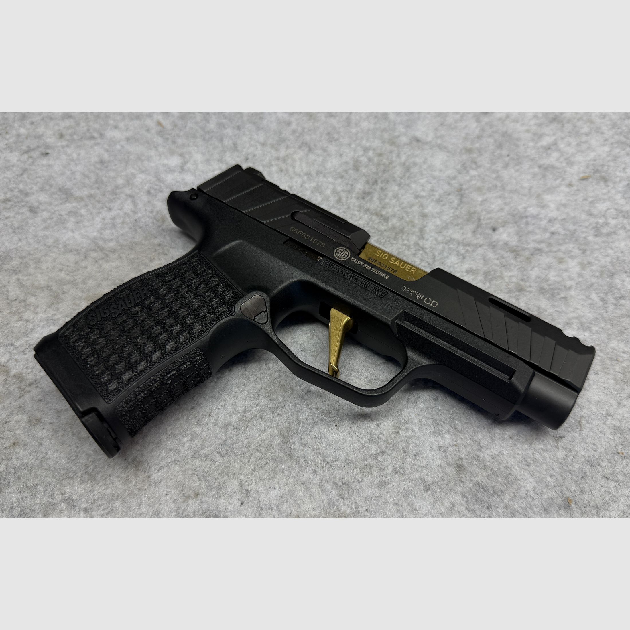 SIG Sauer P365 XL Spectre OR Comp en calibre 9mm Luger