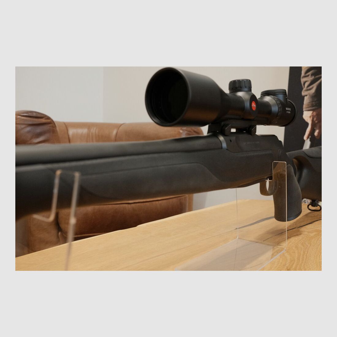 Sauer & Sohn Sauer 505 Synchro XT with Leica ZF