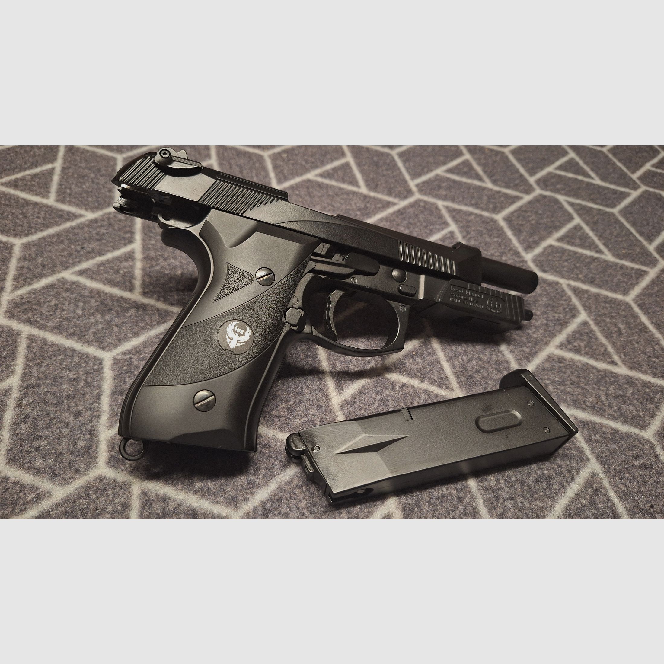 Beretta 92 Replik GBB Pistola Airsoft HG-192B-C - NUEVO!