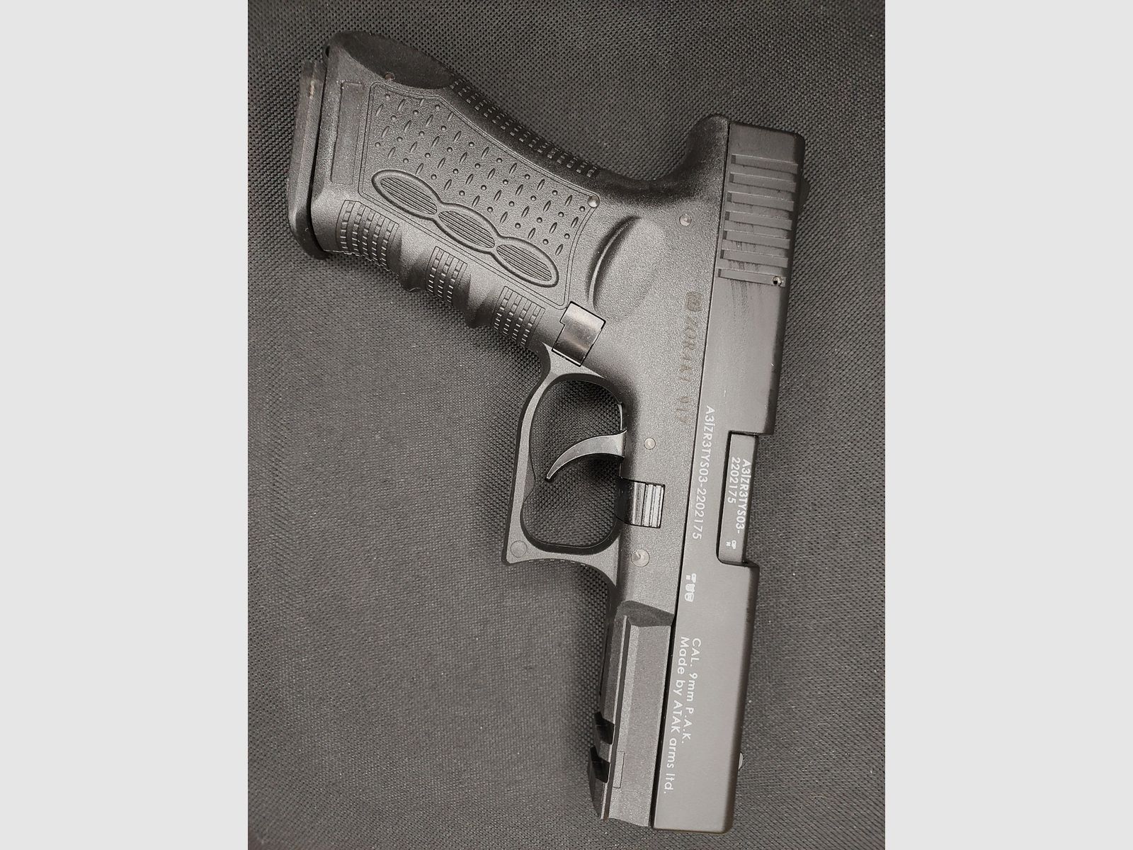 Zoraki 917 pistolet d'alarme 9mm P.A.K. (PTB 1073) comme neuf !