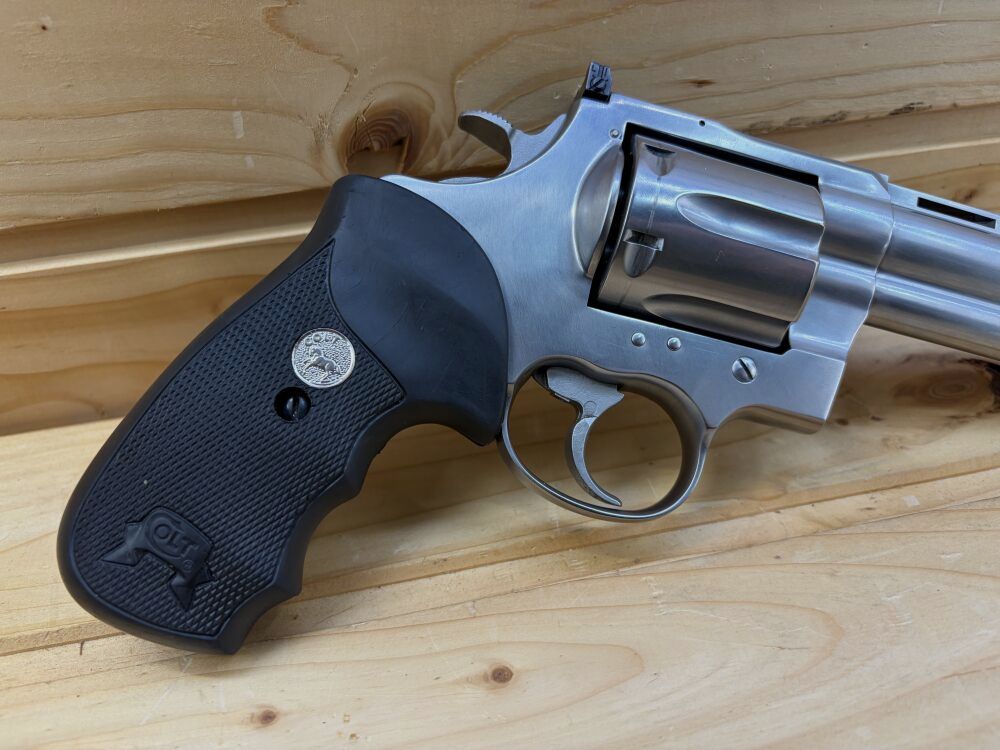Colt Anaconda .44 Magnum Revolver, Barrel Length: 6" .44RemMag
