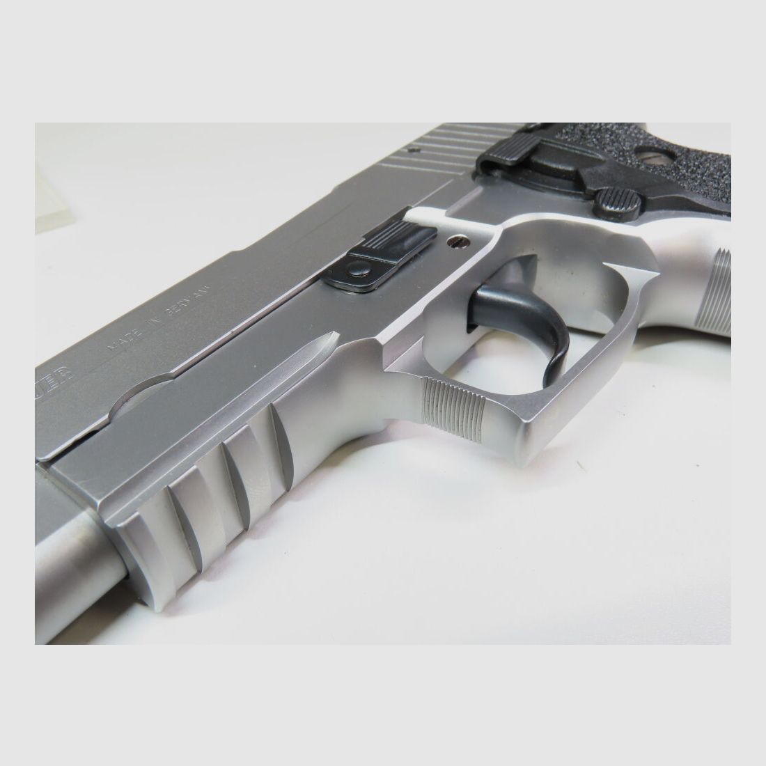 SIG Sauer P226