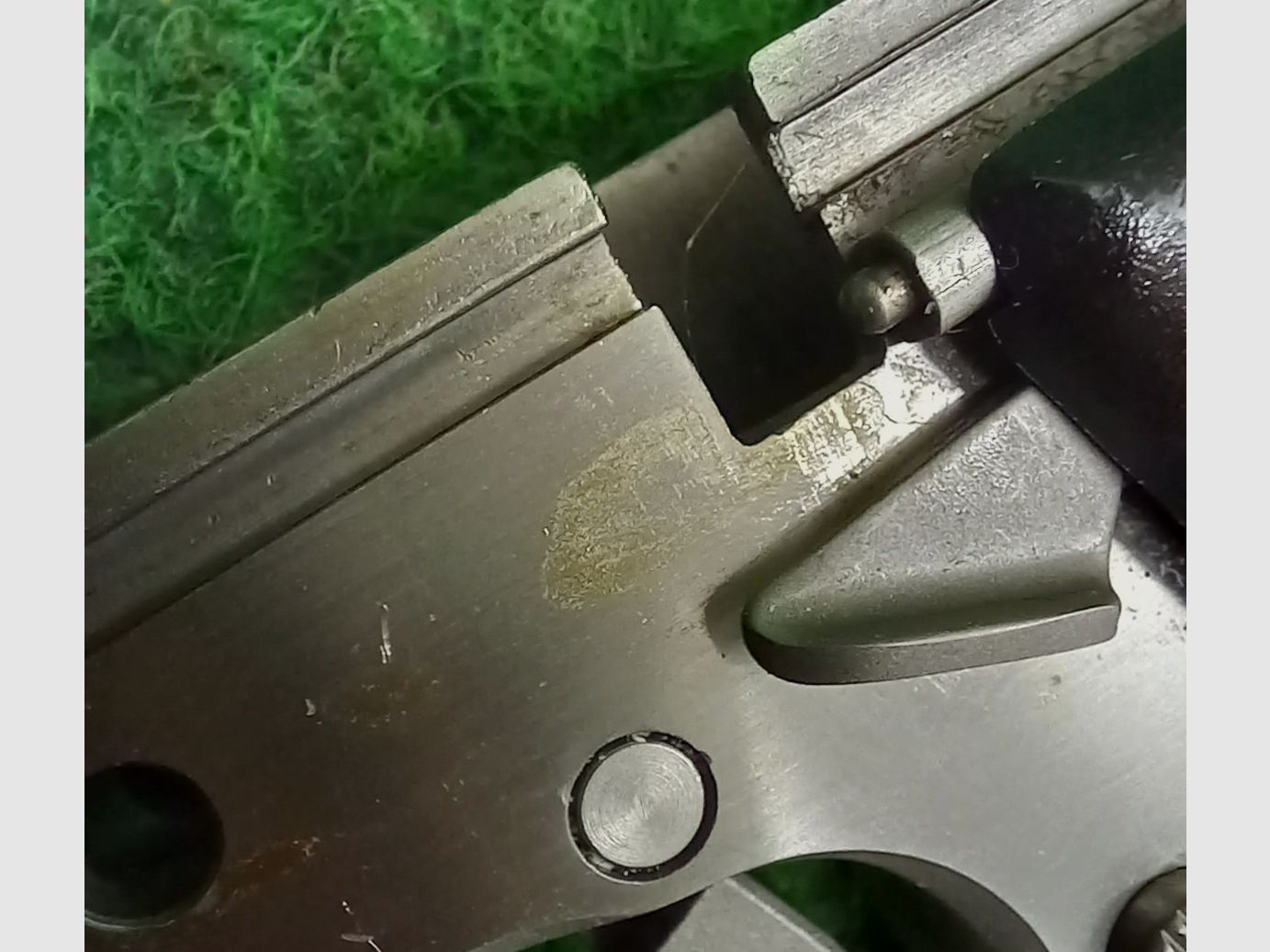 Pistola Colt Double Eagle en calibre .45 AUTO de acero inoxidable