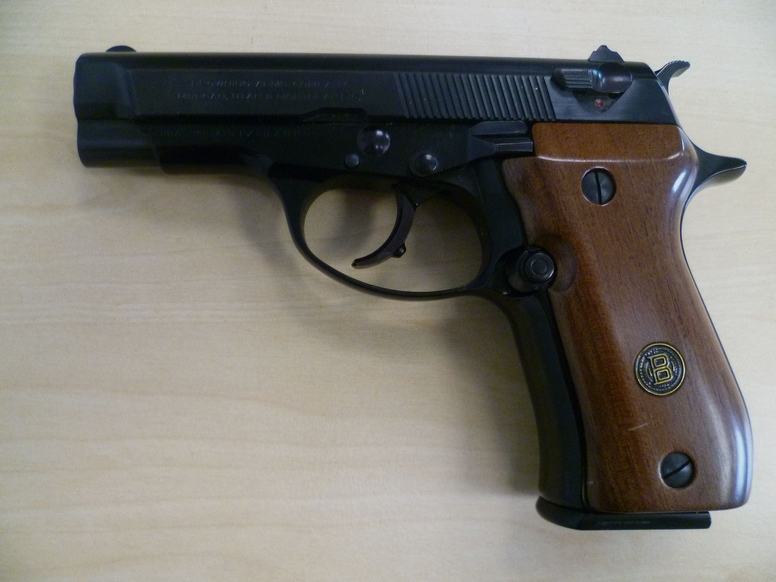 Pistole FN Beretta BDA-380  -  9 mm kurz