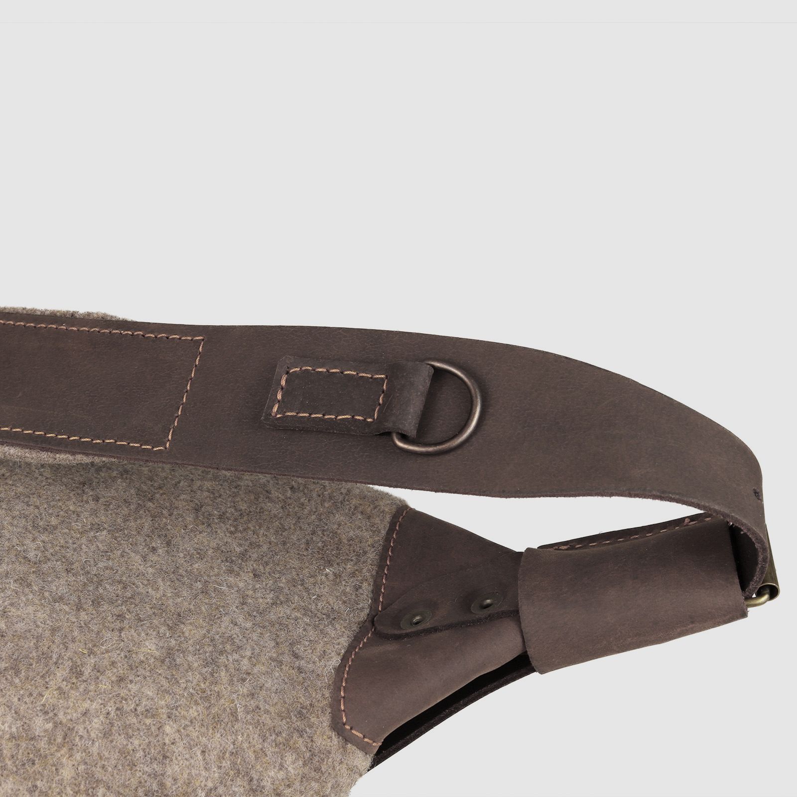 Wool felt backpack silent