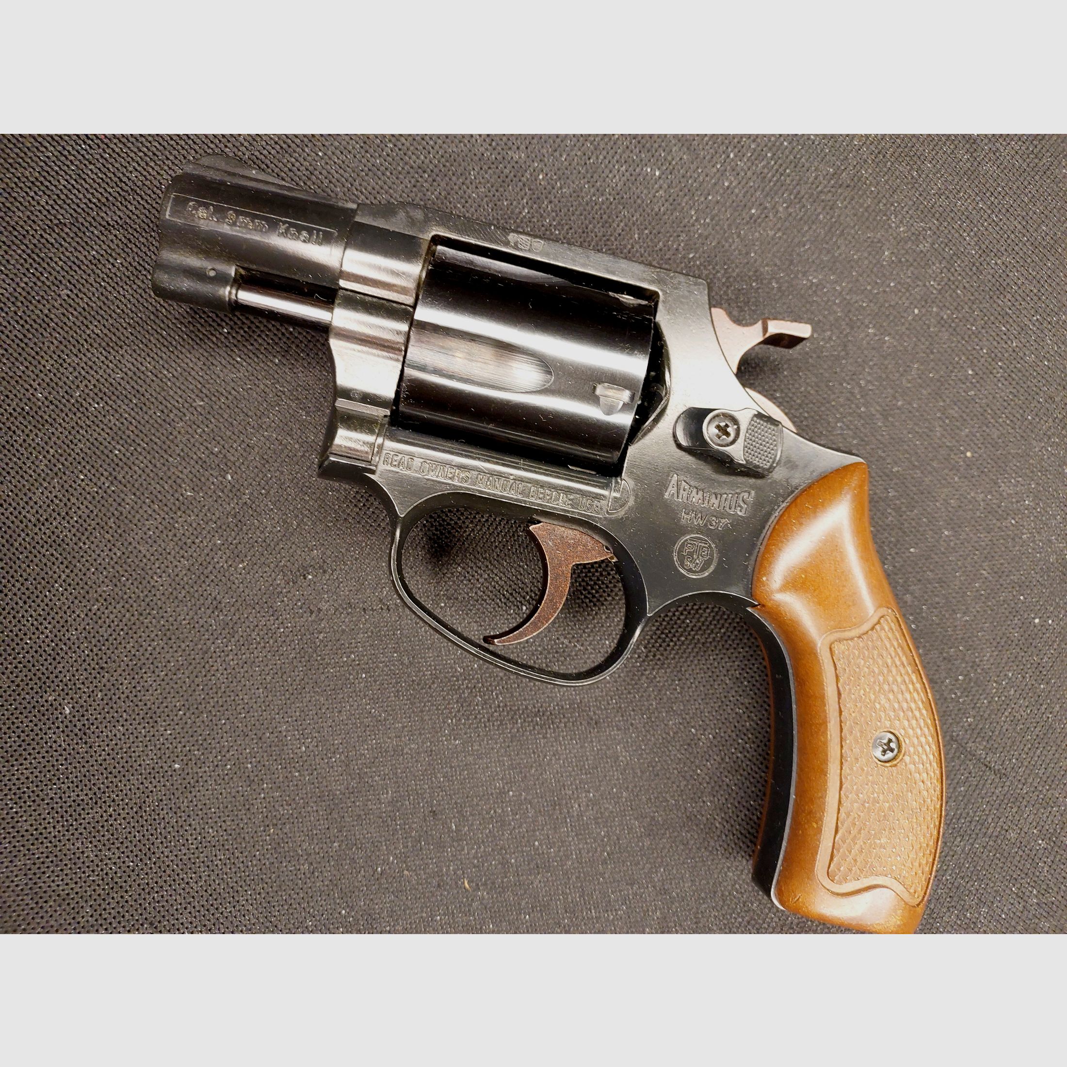 Weihrauch HW37 Kal. 9mm R.K. (PTB 887) Arminius HW 37 Schreckschuss Revolver mit Lederholster