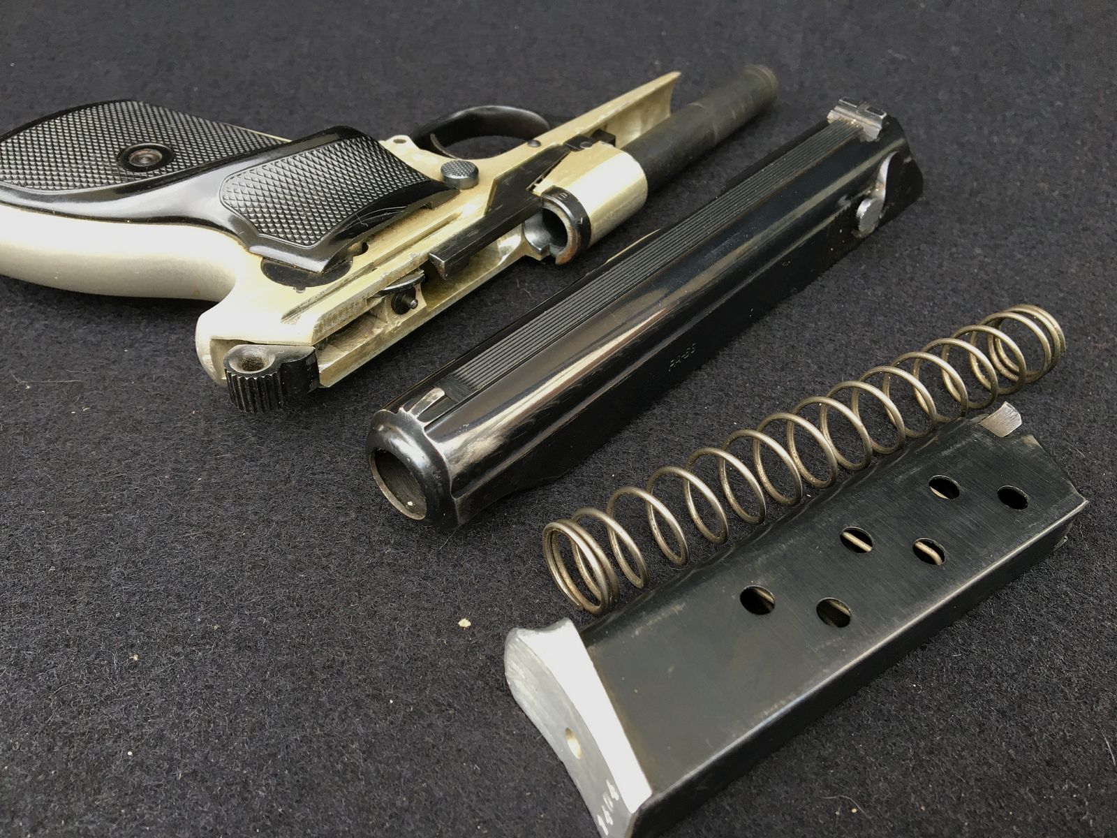 Pistole PA63 Femaru FEG 9mm Makarov