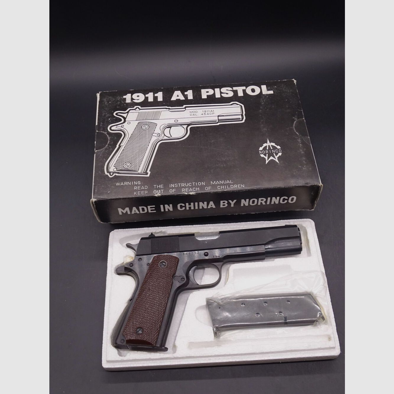Norinco 1911 A1 kaliber .45 Auto 5" tylko 10 strzałów oddanych rok 1996 1911 A1, zdjęcie 2 z 4