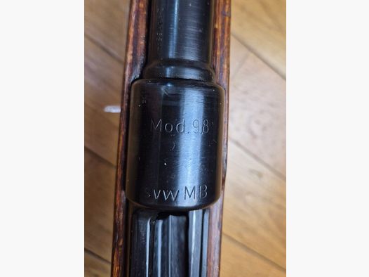 Rare et très beau K98 – Rare fabrication Mauser Kriegsmodell occupation française Oberndorf pour l’Indochine – Rare code SVW MB – Bronzage d’origine – Mono matricule – TBE ++