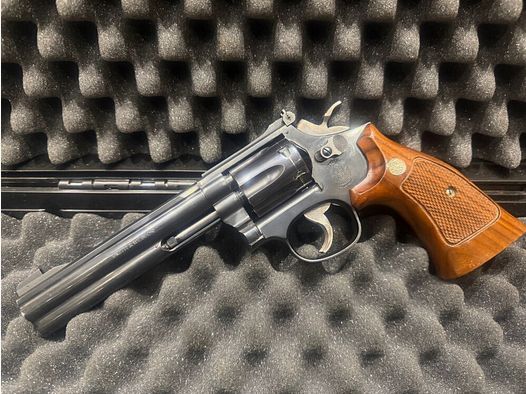 Smith & Wesson 17 Masterpiece