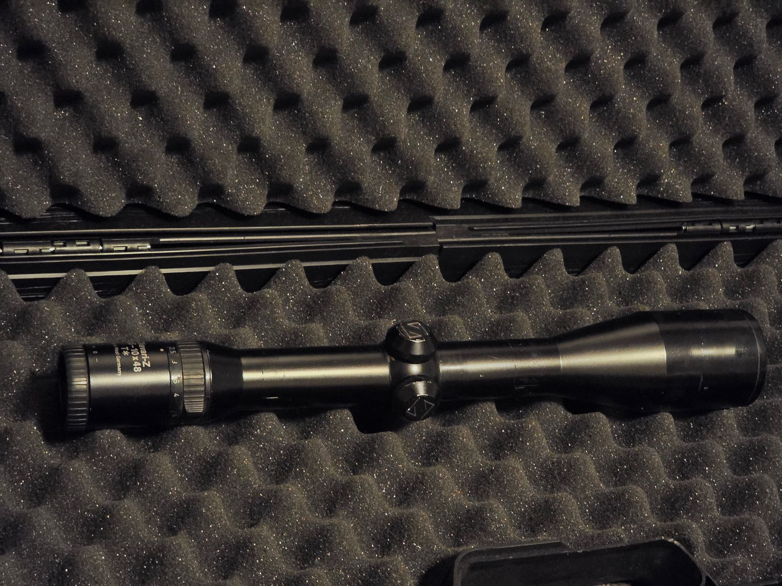 Zeiss Diavari-Z 2.5-10x48 T* (Reticle 4, 1st focal plane)