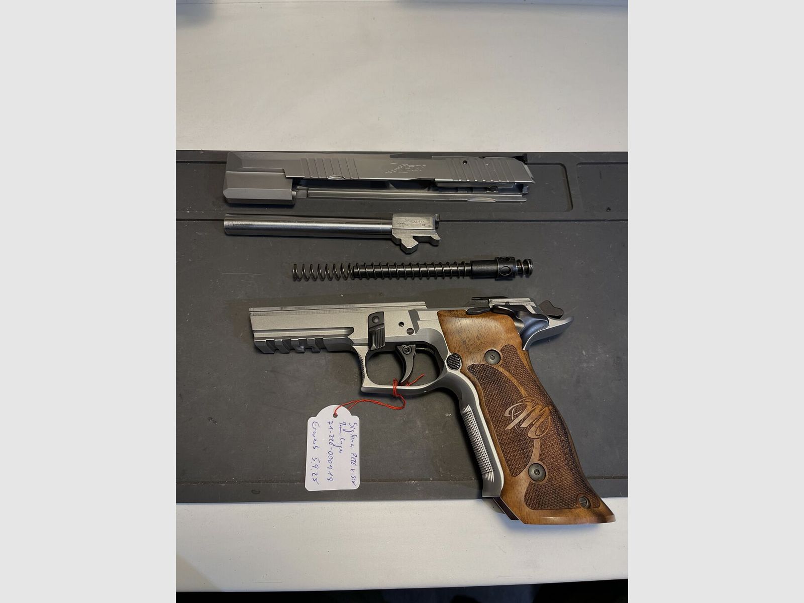 Sig Sauer P226 X-Six Classic