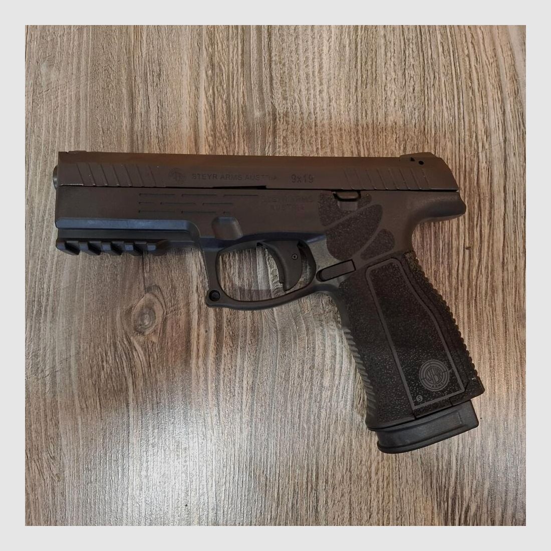 Steyr Pistole Mod. L9-A2