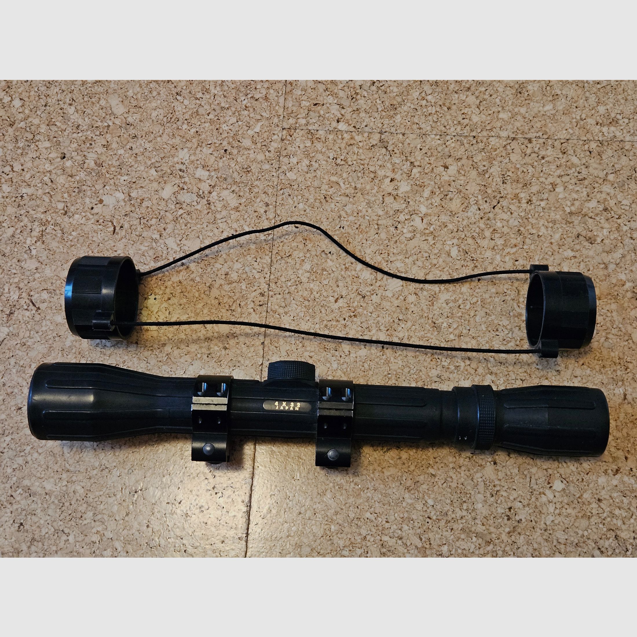 Zielfernrohr 4 x 32 Hakko (Japan) mit Gummiarmierung