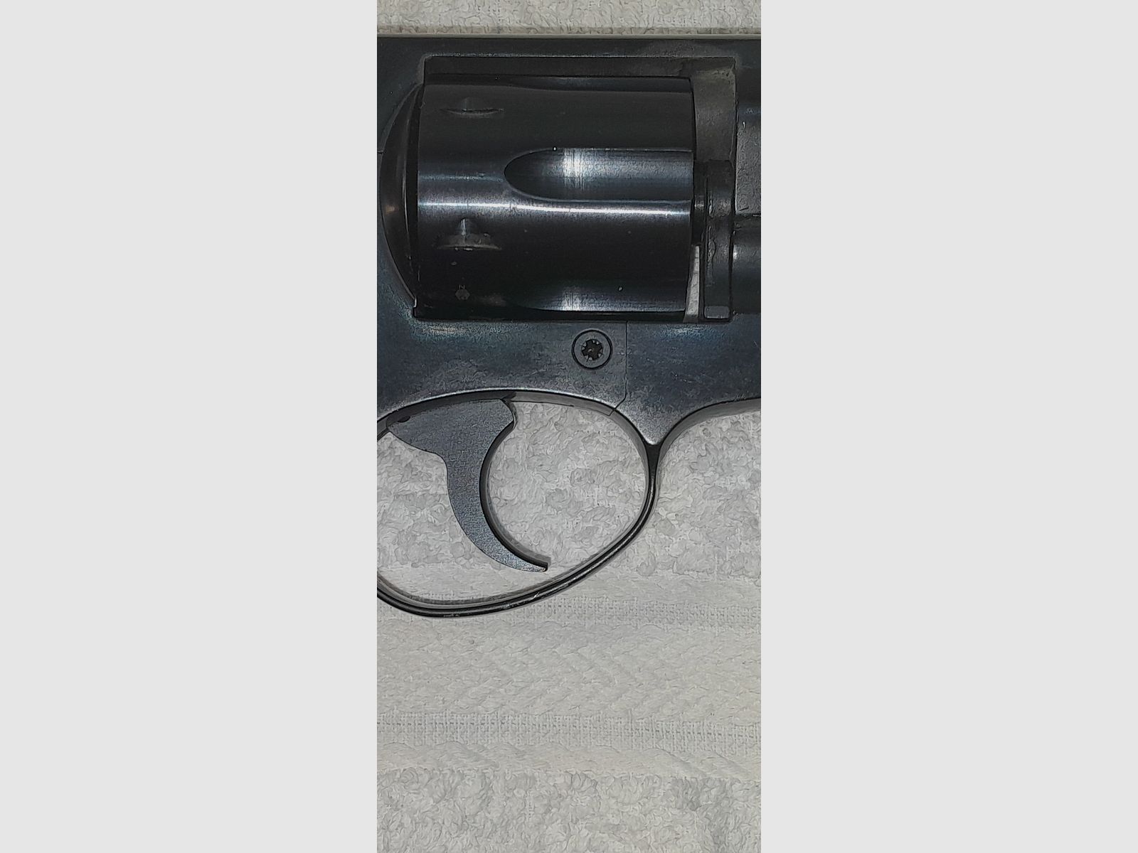 Röhm RG 69 blank firing revolver with steel cylinder and real wood grip, incl. 48 pieces of blank cartridges