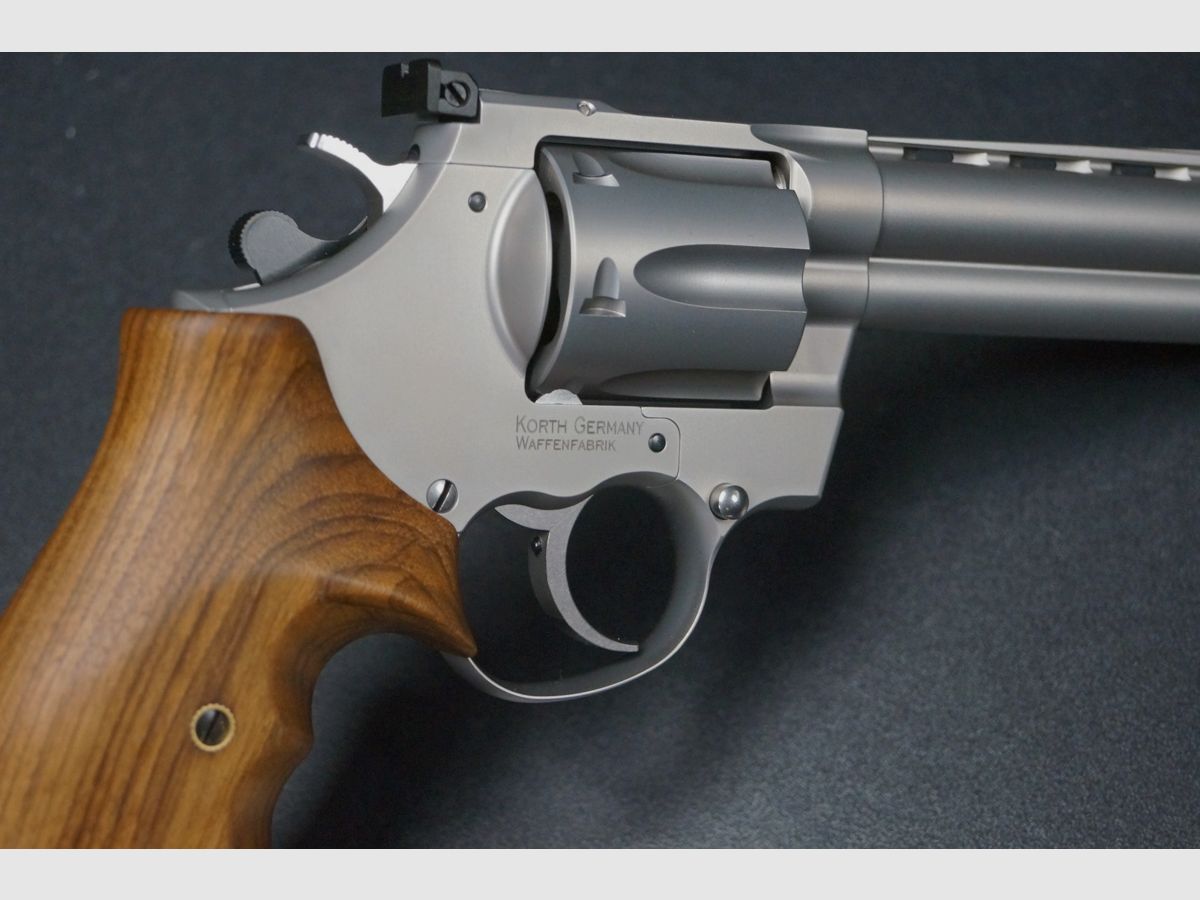 Korth Combat Revolver NSC mit Holz Griff, Bild 3 von 8