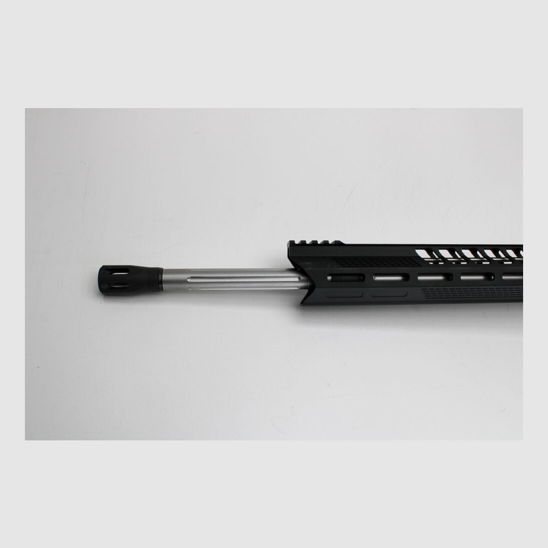SL. Geweer Diamondback DB10 Kal. 6,5 Creedmoor met draad 6,5mm Creedmoor