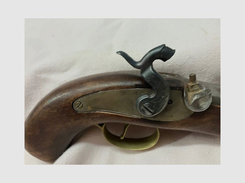 Derringer a percussione a caricamento frontale