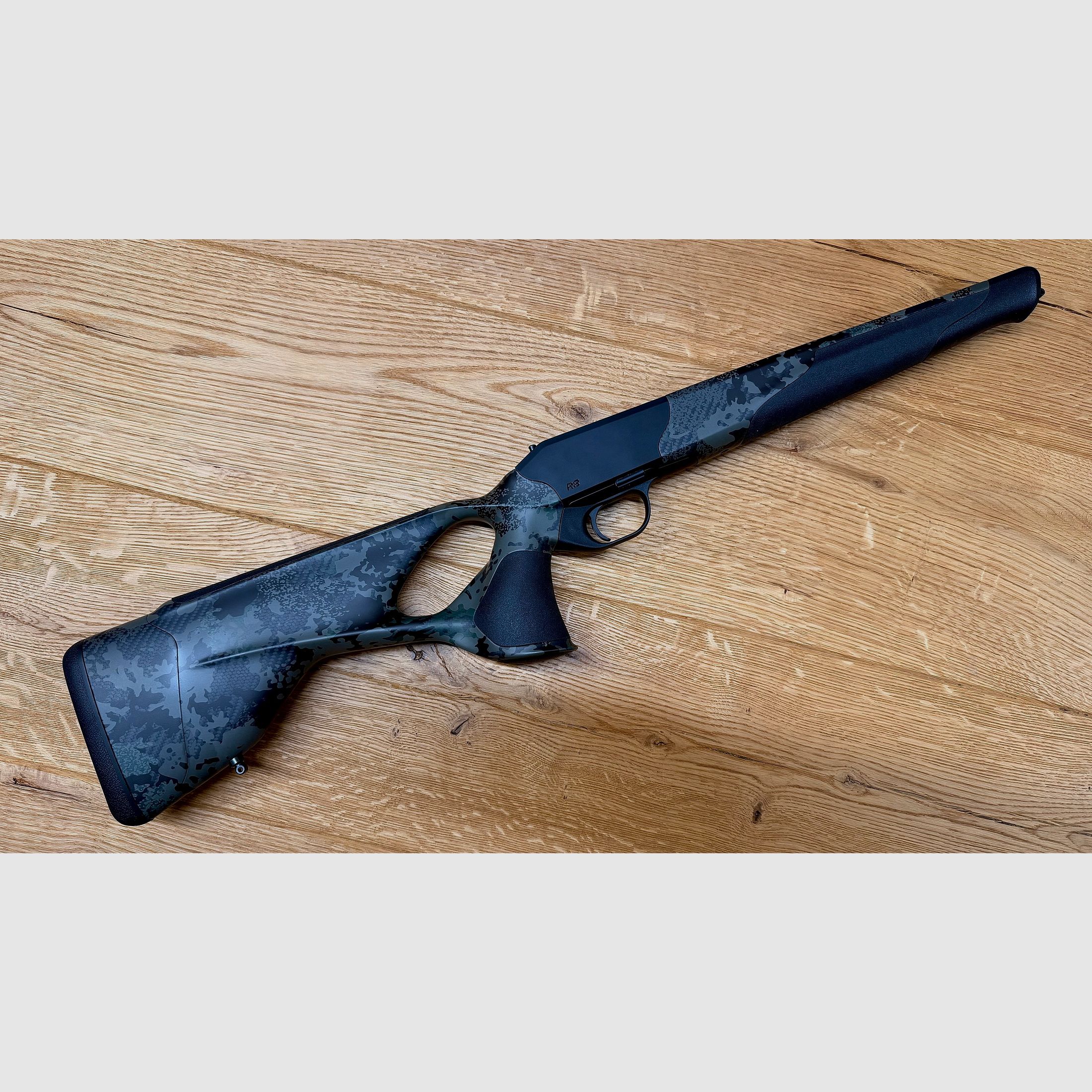 Blaser R8 Ultimate Carbon Huntec Camo housing / logo black / semi weight