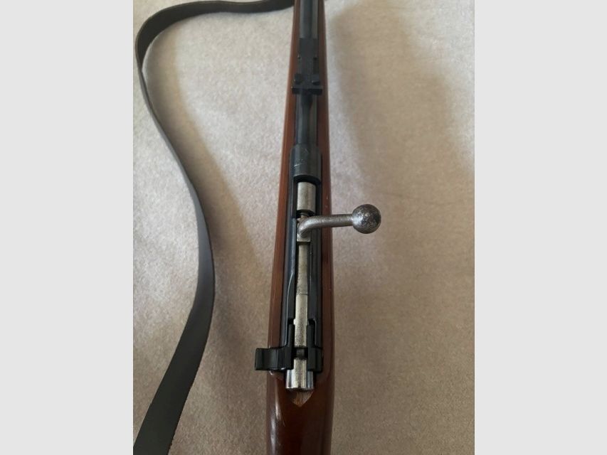 Voere rifle de repetición calibre .22 lfB de un solo disparo caza
