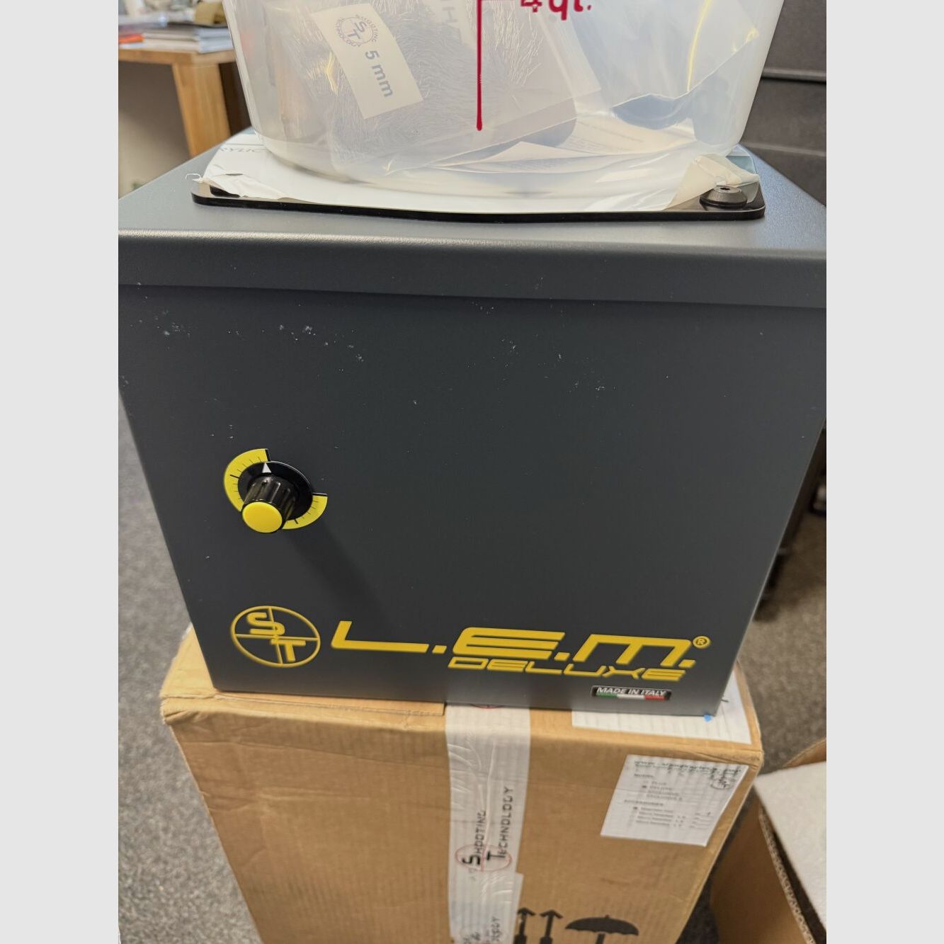 L.E.M Deluxe Case Cleaner