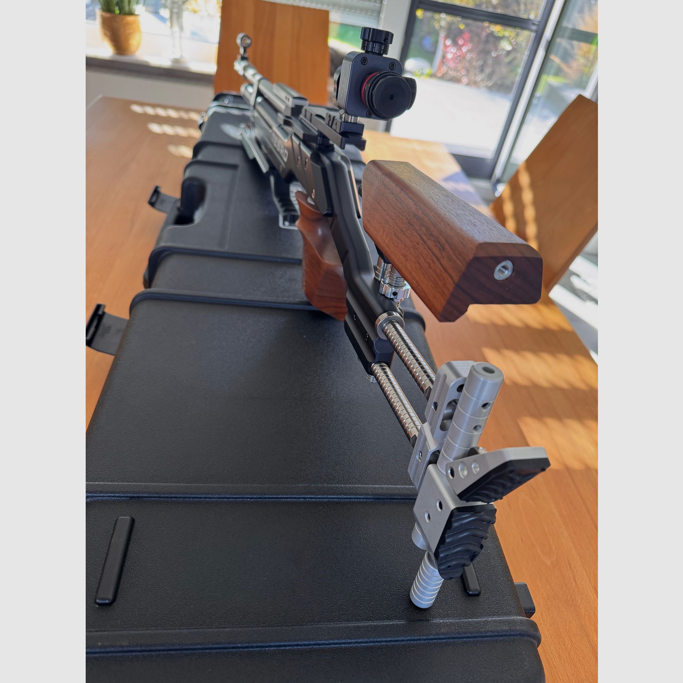 Match Luftgewehr TESRO Signum RS100 Schwarz.