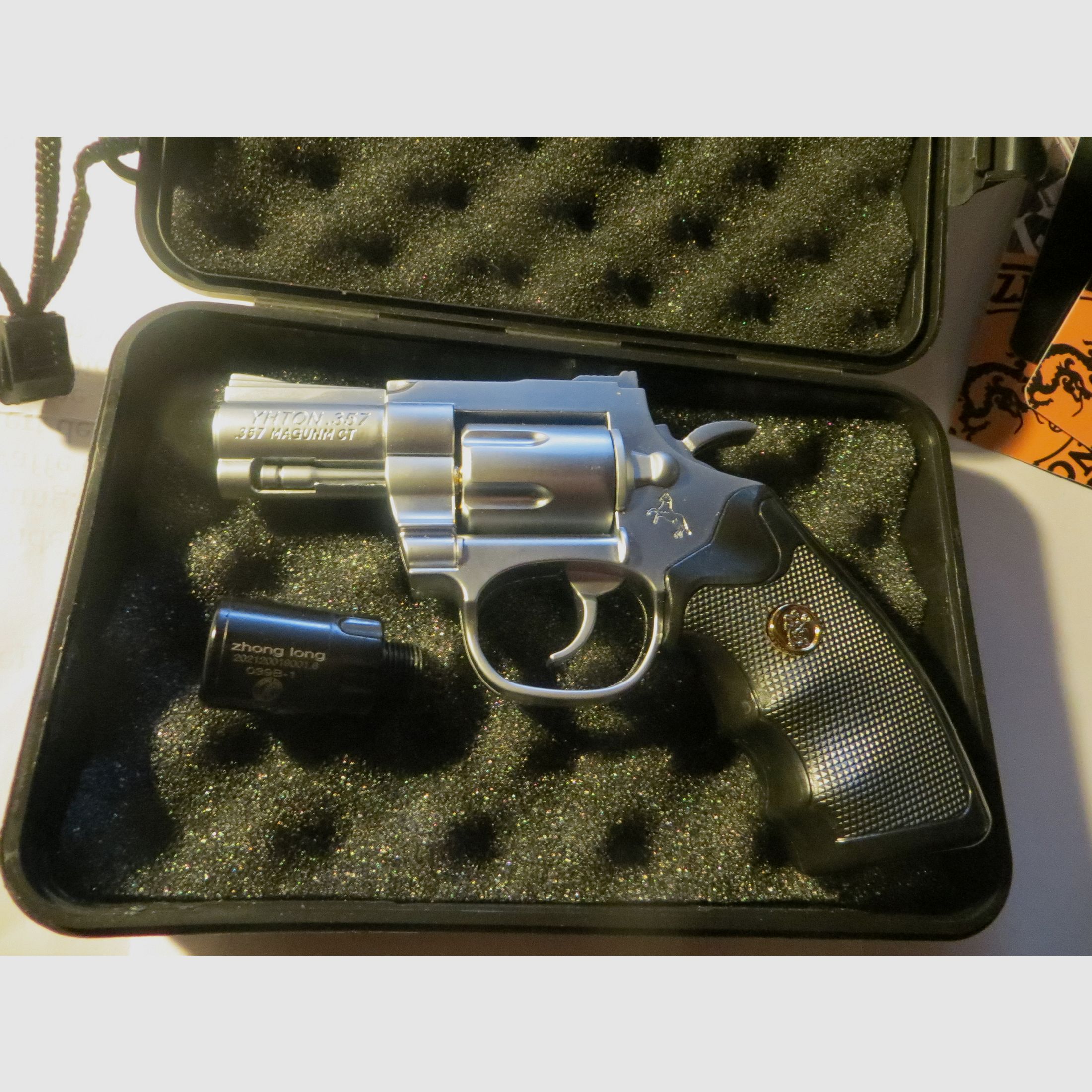 Accendino a gas Colt Replica