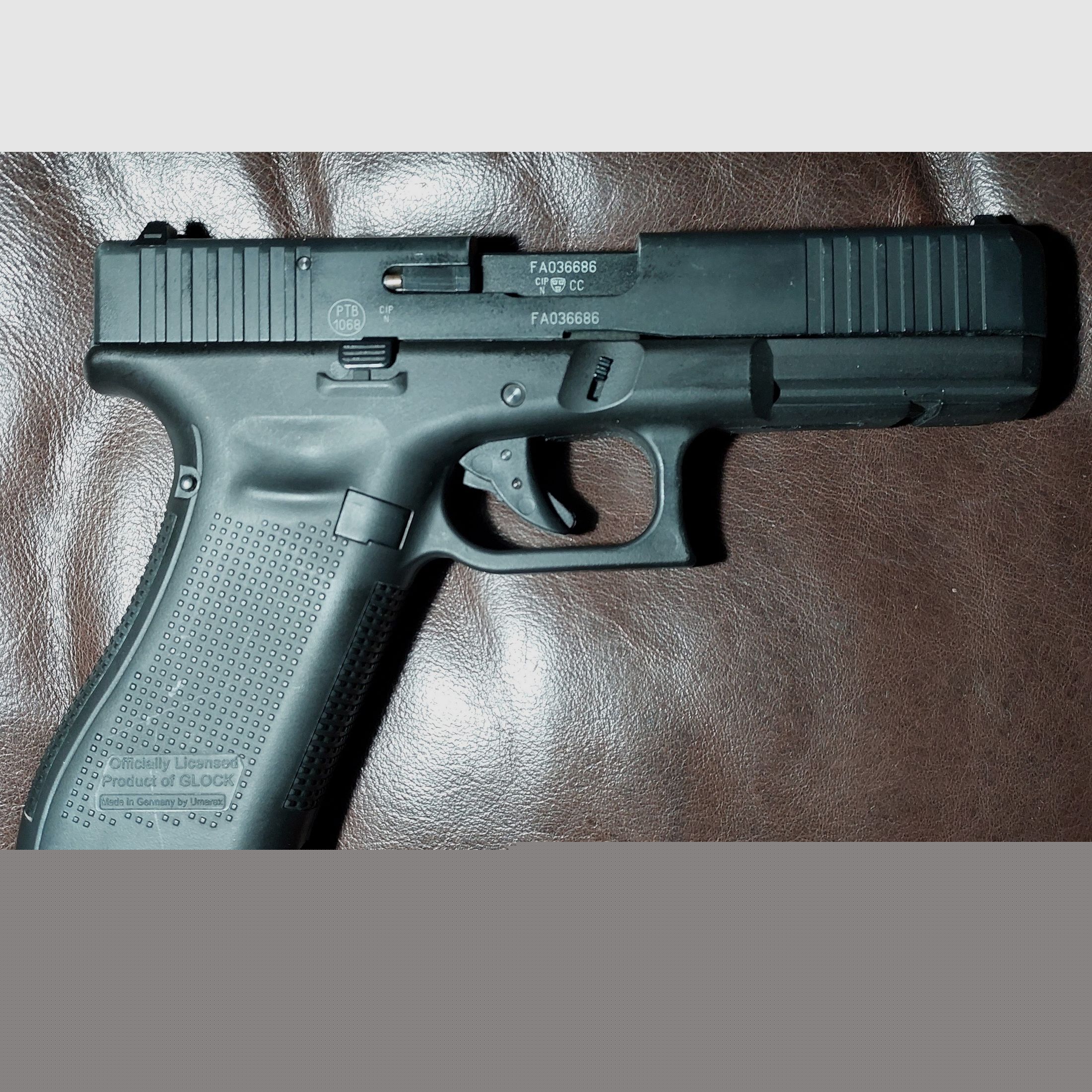 Glock 17 Gen5 Schreckschuss Pistole 9mm P.A.K. schwarz (PTB 1068) - 2 Magazine - Taktisches IWB Holster Rex Arms Sidecar