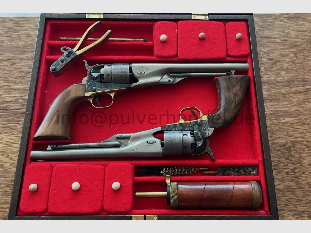 Colt New Army 1860 en set de 2 avec accessoires ou solo .44 (poudre noire)